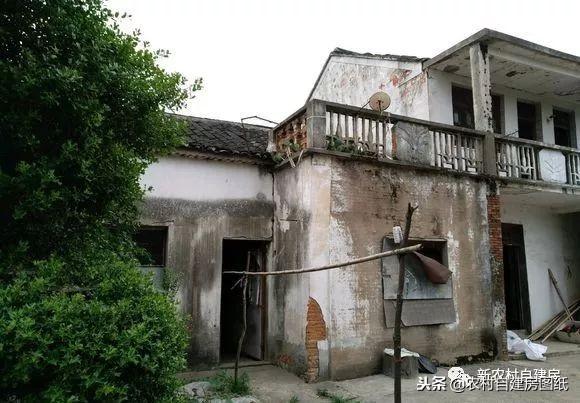 江蘇小伙回農(nóng)村自建別墅，包工包料每瓶1200，村里還有花海、草坪！