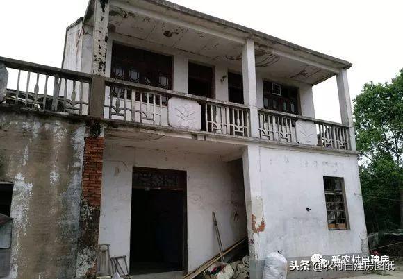 江蘇小伙回農(nóng)村自建別墅，包工包料每瓶1200，村里還有花海、草坪！