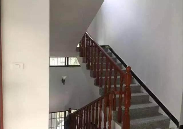 最適合農村的實用布局、方正戶型，兩套廣西自建522平農村別墅