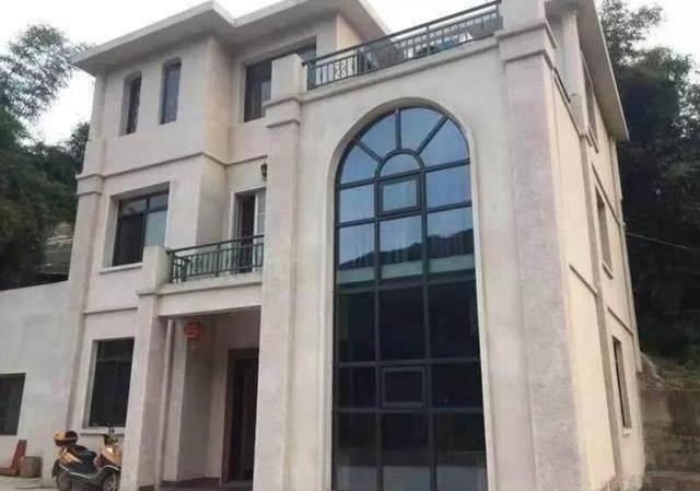 最適合農村的實用布局、方正戶型，兩套廣西自建522平農村別墅