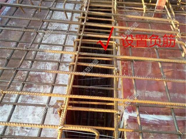 農村新建好的的房子樓板開裂，看著都揪心，注意要這樣綁鋼筋