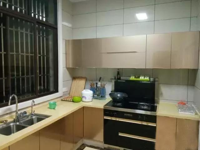 真嗨啊！建成這棟農(nóng)村別墅，人生達到了巔峰，父母都笑得合不攏嘴！