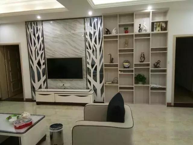 真嗨??！建成這棟農(nóng)村別墅，人生達到了巔峰，父母都笑得合不攏嘴！