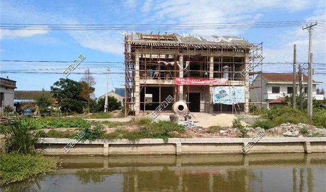 三層中式養(yǎng)老小別墅設(shè)計(jì)圖，62萬(wàn)交給專業(yè)施工隊(duì)，帶施工圖和效果圖。