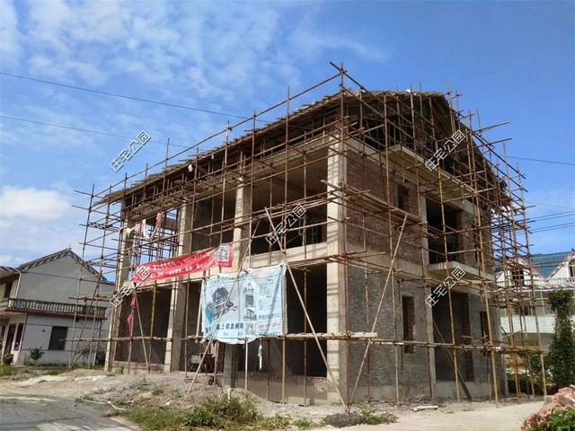 三層中式養(yǎng)老小別墅設(shè)計(jì)圖，62萬(wàn)交給專業(yè)施工隊(duì)，帶施工圖和效果圖。