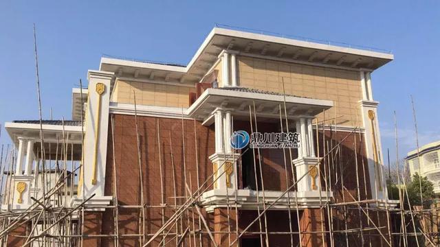 11.42米x11.22米三層小別墅設(shè)計(jì)圖，簡單大氣，建成后的結(jié)果令人十分驚喜！