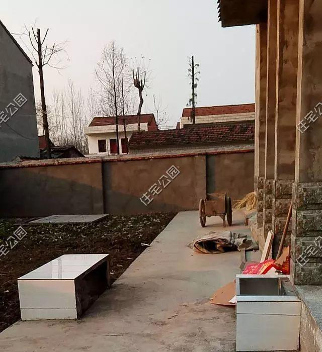 湖北農(nóng)村40萬自建2層框架別墅設(shè)計(jì)圖，包工價(jià)240每平。