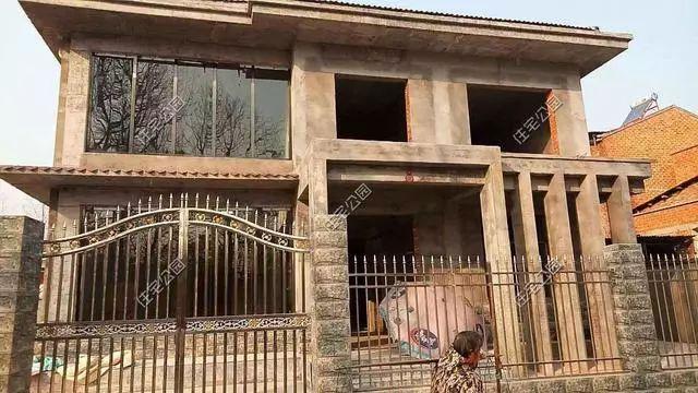 湖北農(nóng)村40萬自建2層框架別墅設(shè)計(jì)圖，包工價(jià)240每平。