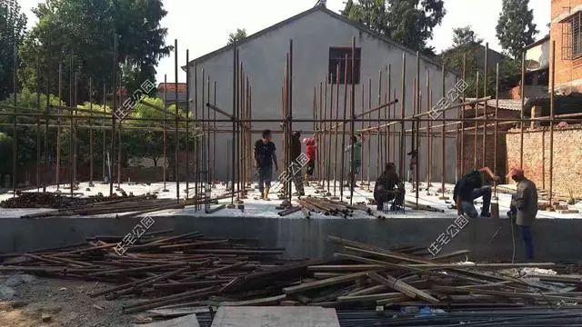 湖北農(nóng)村40萬自建2層框架別墅設(shè)計(jì)圖，包工價(jià)240每平。