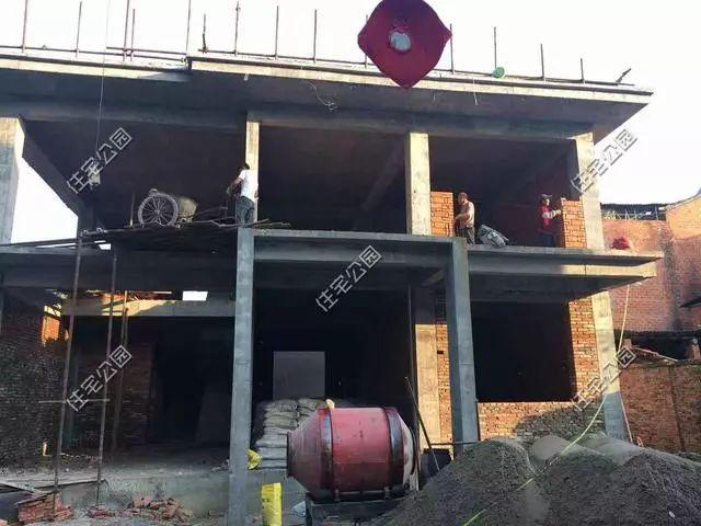 湖北農(nóng)村40萬自建2層框架別墅設(shè)計(jì)圖，包工價(jià)240每平。