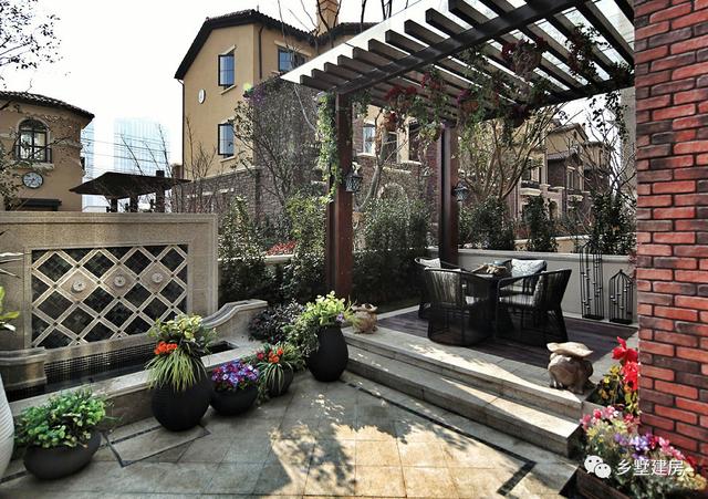 新中式鄉(xiāng)村自建別墅設計圖，獨樹一幟，看到最后的露臺裝修走不動路？