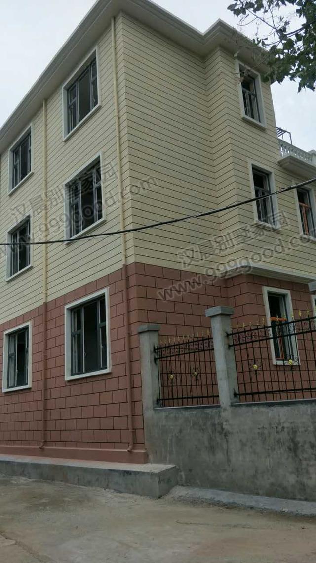 經(jīng)典氣派農(nóng)村別墅設(shè)計圖，13.1X11.4米，提高了居住的安全舒適性