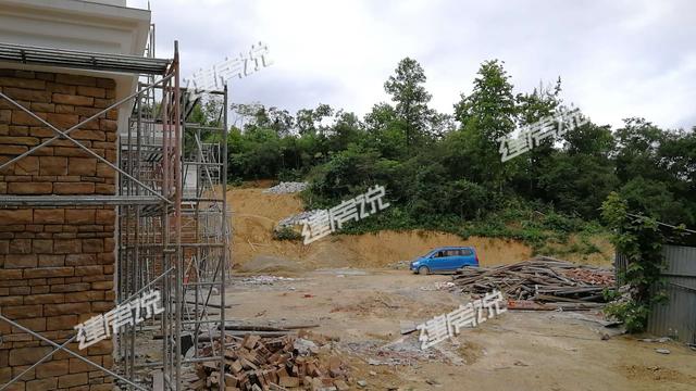 二層框架農(nóng)村自建房，25萬建村里一棟，人人看了都羨慕。