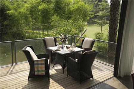 二層徽派農(nóng)村別墅設(shè)計圖，帶你領(lǐng)略江南水鄉(xiāng)！