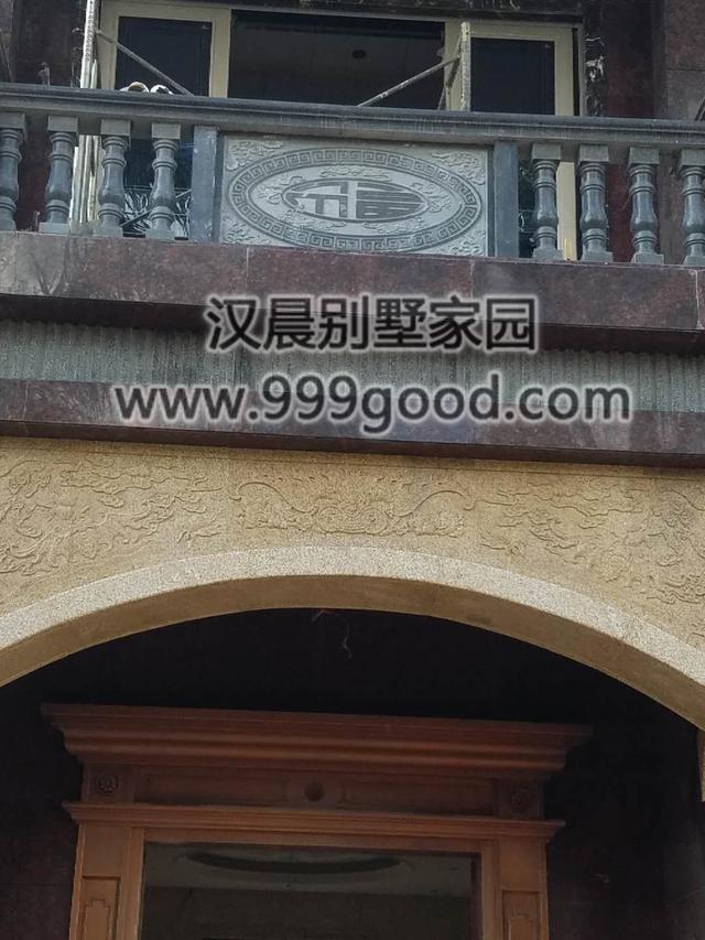 占地131平三層農(nóng)村自建房，兩種外觀配色方案，無論哪種都是不易過時。