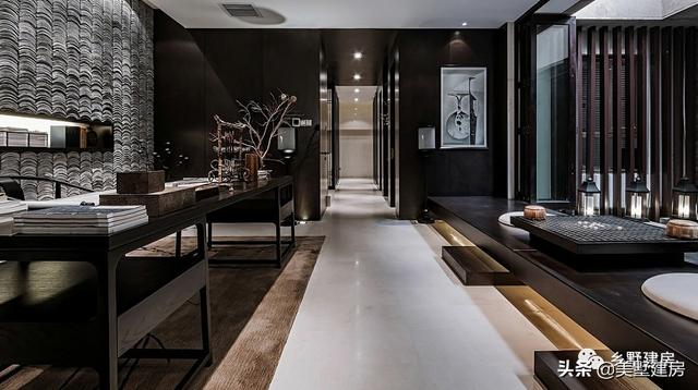 獨棟三層歐式別墅設(shè)計圖，主體造價35萬，落地窗+樓中樓完美設(shè)計，太贊了！