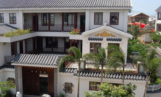 在村里很低調(diào)默默賺錢的人如今在村里建最土豪的四合院，驚艷了十里八鄉(xiāng)！