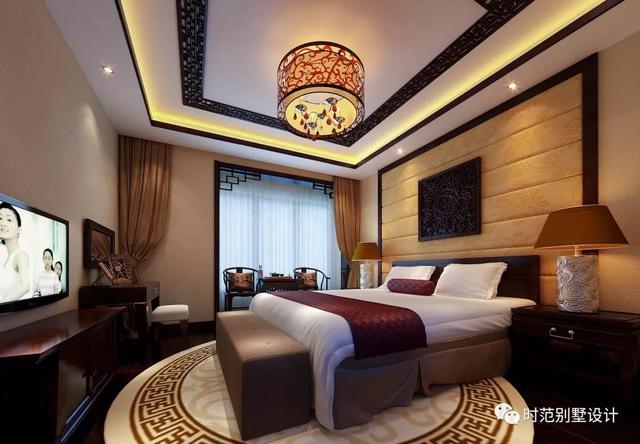 二層鄉(xiāng)村歐式小樓設(shè)計(jì)圖，溫馨舒適，帶車庫，方便出行。