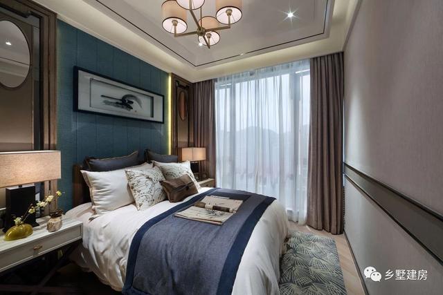 三層歐式農(nóng)村小別墅設(shè)計(jì)圖，時(shí)尚大氣，多窗設(shè)計(jì)，建上一棟比城里買房要好太多了！