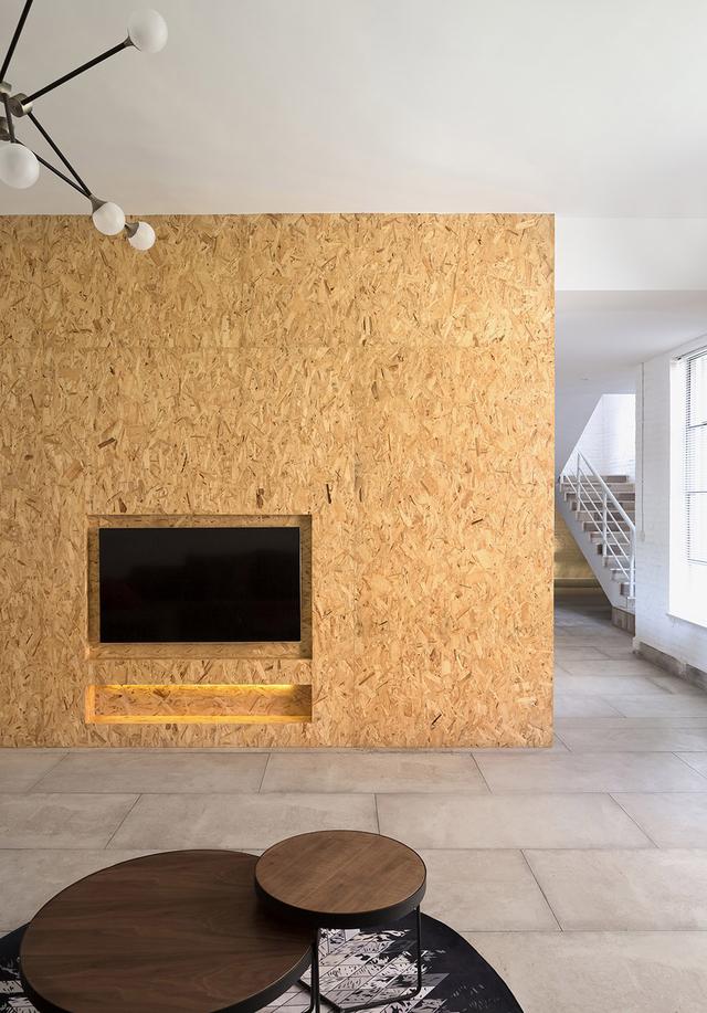 農(nóng)村建房也能建成這樣的白色別墅，設(shè)計(jì)也太新穎了吧！