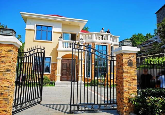 二層經(jīng)典農(nóng)村自建房，火爆了全村，建一棟，能成為全村模仿對象。