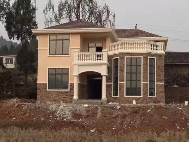 二層經(jīng)典農(nóng)村自建房，火爆了全村，建一棟，能成為全村模仿對象。