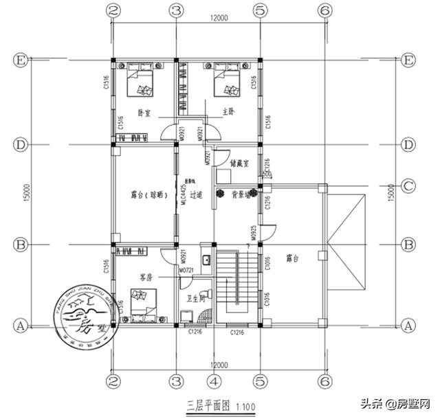 三層簡歐別墅設(shè)計(jì)圖，處在低洼地段，看看業(yè)主是如何解決的。
