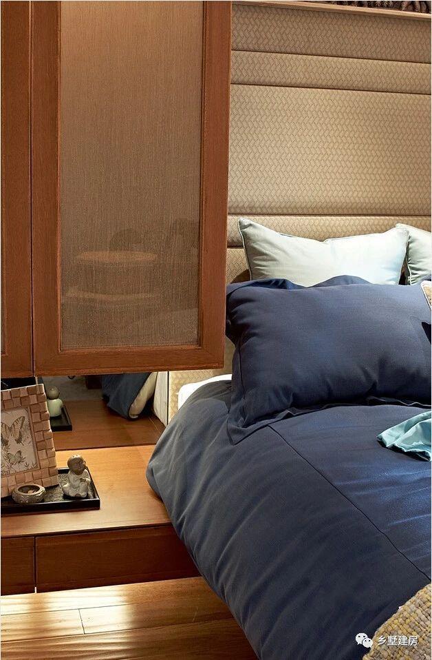 帶半地下室的三層簡歐農(nóng)村別墅，戶型方正，典雅大氣，豪華到令人窒息！