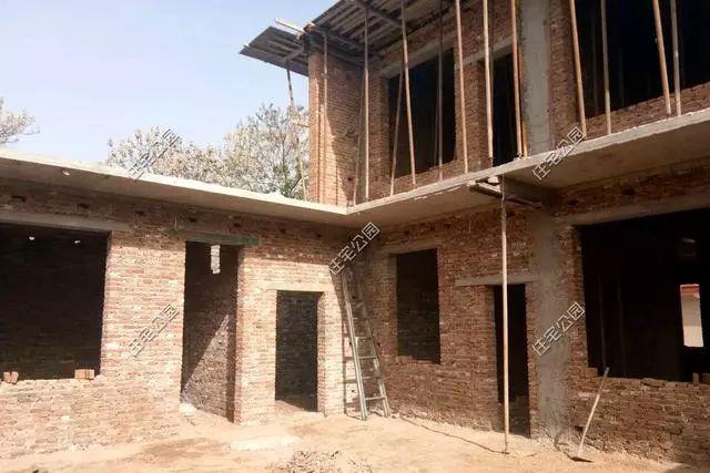 鄉(xiāng)村預(yù)算15萬自建房屋設(shè)計(jì)圖，22萬花完卻只起了毛坯，感嘆農(nóng)村蓋房艱辛