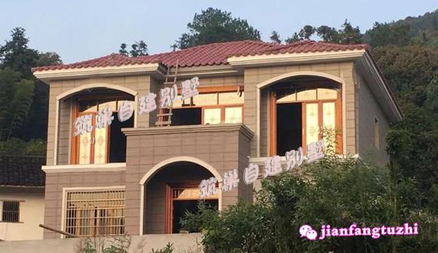 25萬(wàn)內(nèi)二層小別墅設(shè)計(jì)施工圖，一款設(shè)計(jì)3家曬房！