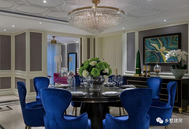 鄉(xiāng)村歐式三層別墅設(shè)計(jì)圖，造型立體，配色柔和又喜慶，且內(nèi)外兼修！