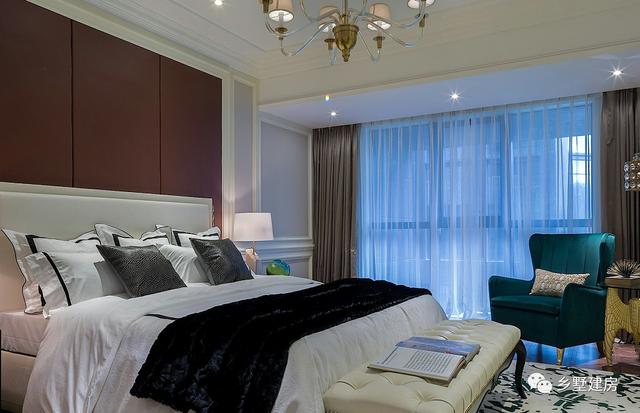 鄉(xiāng)村歐式三層別墅設(shè)計(jì)圖，造型立體，配色柔和又喜慶，且內(nèi)外兼修！