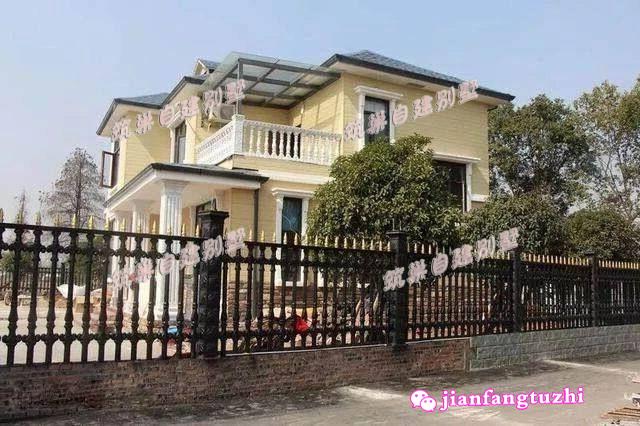 鄉(xiāng)村二層小別墅設(shè)計(jì)圖，建成案例圖與效果圖相似度99.9%