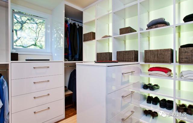 新中式二層別墅設計圖，4套房+陽光房，21萬輕松享受多彩農(nóng)村生活！