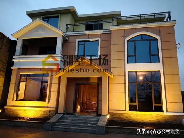 曬曬客戶(hù)新建的農(nóng)村三層小別墅及設(shè)計(jì)圖，造價(jià)40萬(wàn)能拿下嗎？