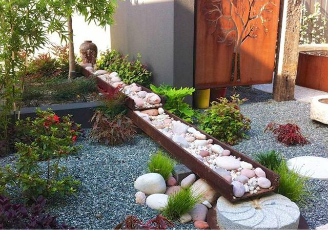 2023流行的家居庭院地面材料大集合，量身塑造千姿百態(tài)庭院景觀！