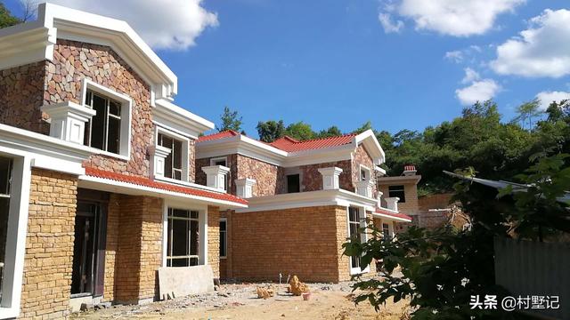 浙江溫州2兄弟的漂亮別墅設(shè)計(jì)圖，房子建好了，全家人高興得不得了