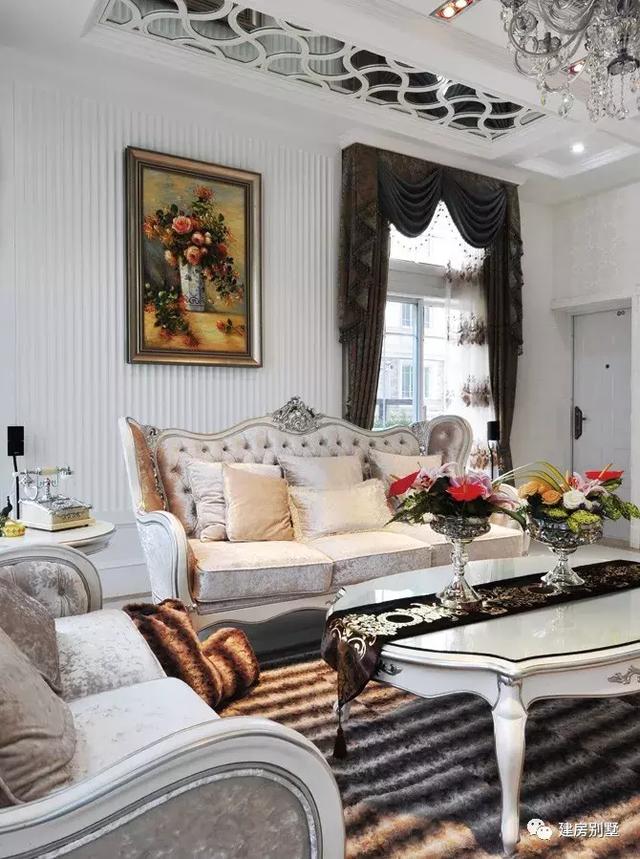 開間17.3×11.3米農(nóng)村別墅設(shè)計圖，室外設(shè)有大露臺和較小的觀景式?jīng)鐾ぃ瑳鐾ぬ幰部蓾M足下雨天的晾曬需要。