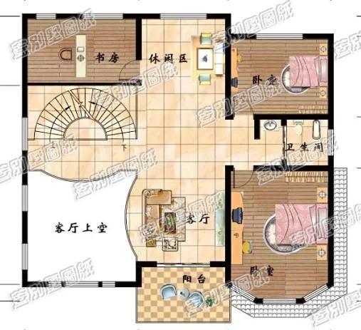 這款三層別墅設(shè)計頗具特色，多面體結(jié)構(gòu)設(shè)計帶有多各窗戶，外觀漂亮