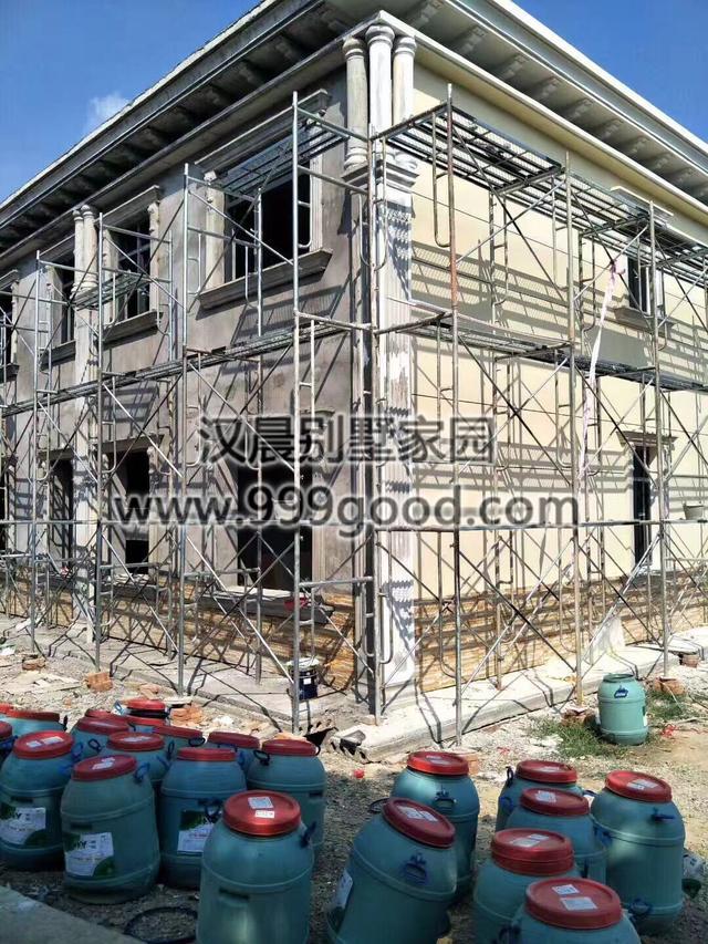 這棟實(shí)力派的農(nóng)村二層別墅占地206平，絕對(duì)會(huì)閃耀全村