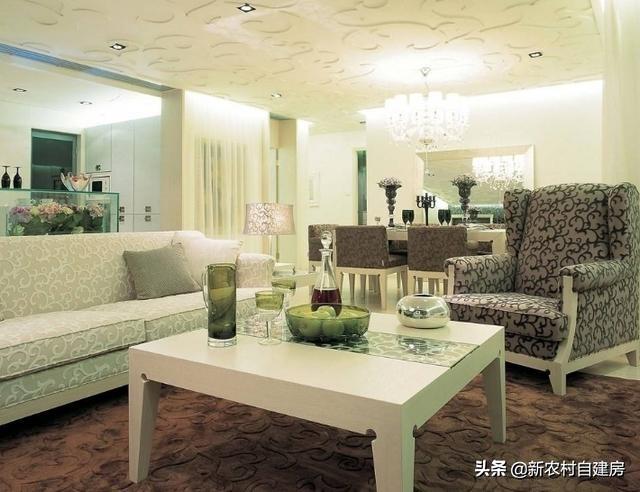 農(nóng)村三層歐式自建房設(shè)計(jì)圖，外觀簡(jiǎn)約大氣、是農(nóng)村建房不錯(cuò)的選擇！