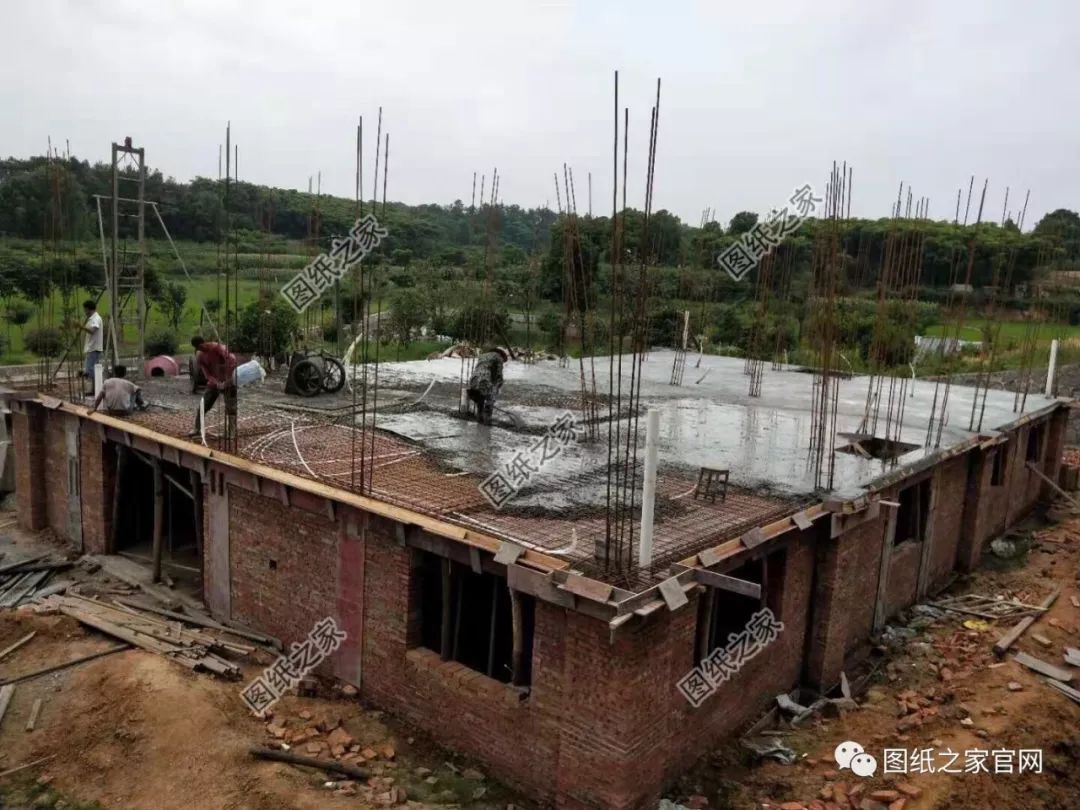 35萬(wàn)農(nóng)村蓋二層小洋樓，實(shí)用舒適又省錢(qián)，美到鄰居羨慕！【建房實(shí)拍】