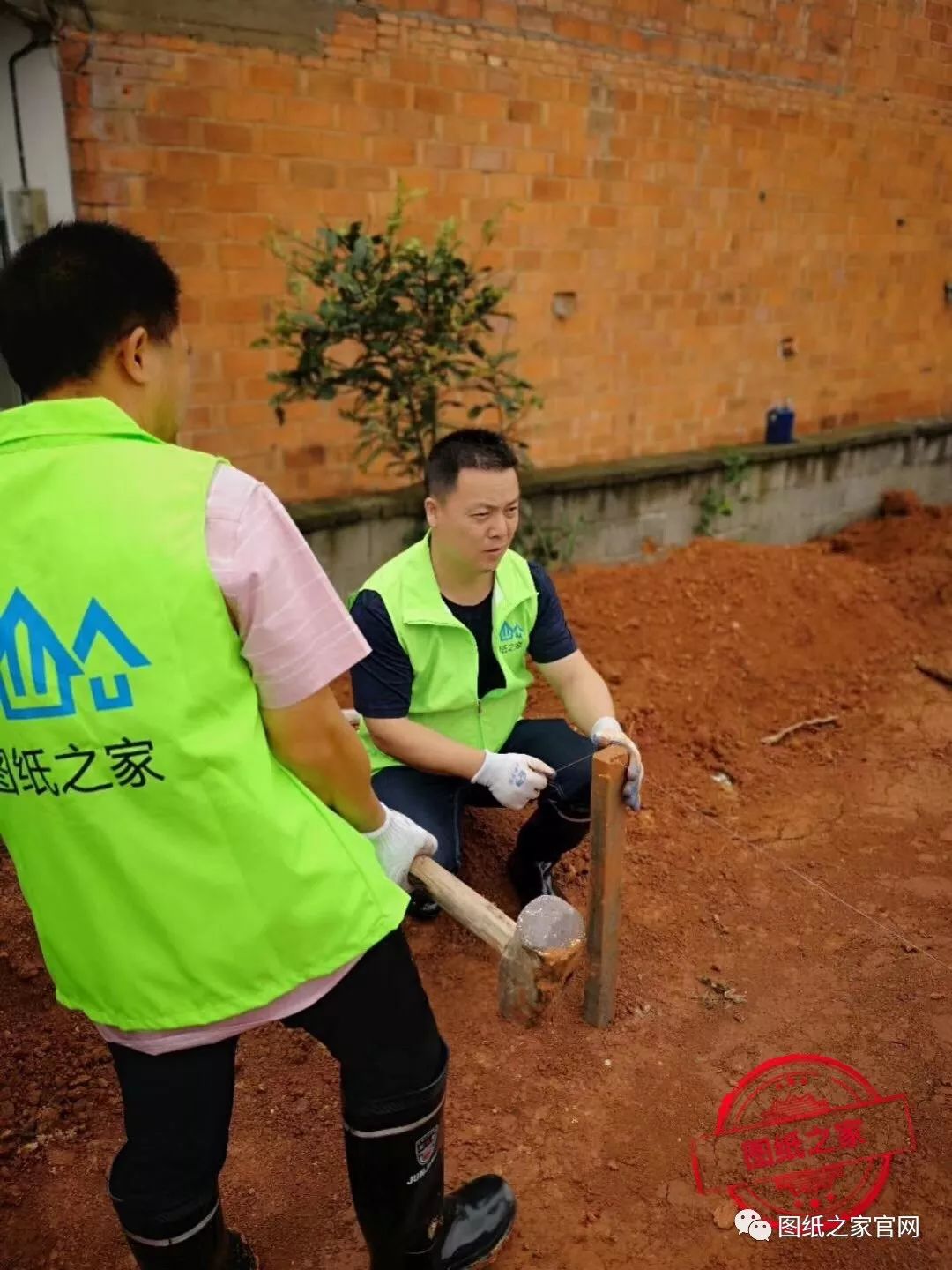 湖南兄弟自建雙拼別墅實(shí)拍圖，完工圖大氣、好看，附戶型設(shè)計(jì)【建房實(shí)拍】