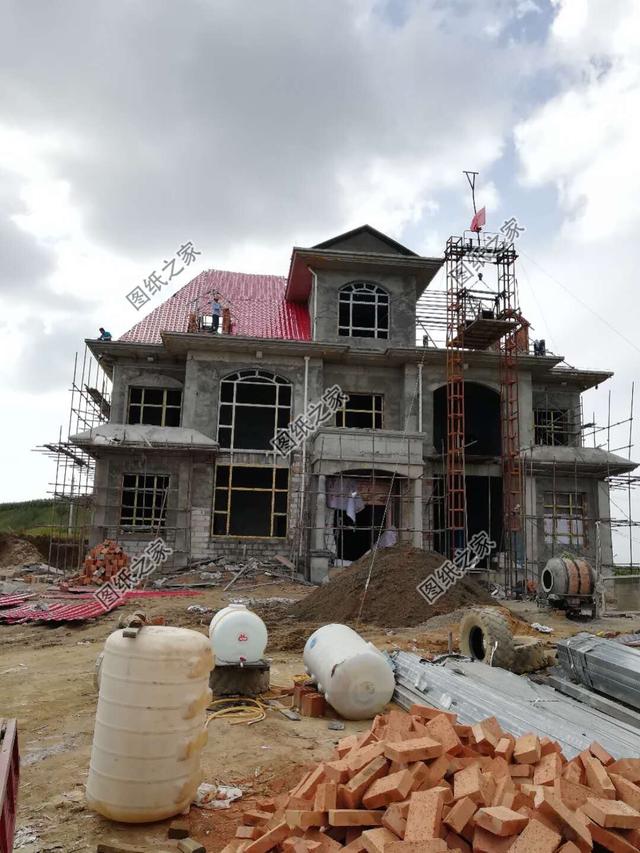 農(nóng)村建豪宅就選這個房屋，9室2廳