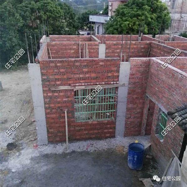 廣東劉先生農(nóng)村建3層樓房，主體造價(jià)才花23萬元，讓人眼紅羨慕