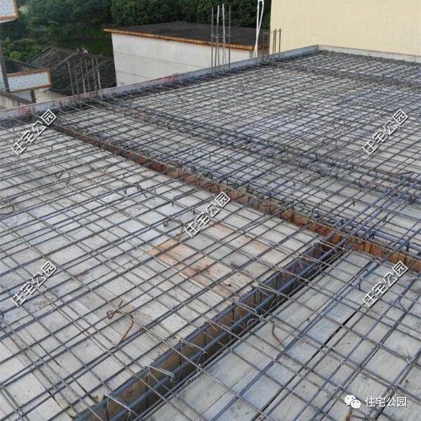 廣東劉先生農(nóng)村建3層樓房，主體造價(jià)才花23萬元，讓人眼紅羨慕