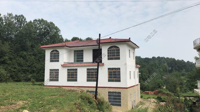 陜西回農(nóng)村自建房，48萬(wàn)建3層小樓，超值