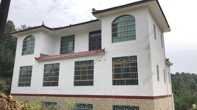 陜西回農(nóng)村自建房，48萬(wàn)建3層小樓，超值