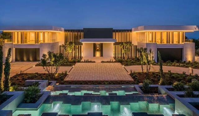 全球頂級別墅，售價(jià)2.5億，從沒見過這么驚艷的泳池