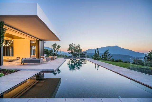 全球頂級別墅，售價(jià)2.5億，從沒見過這么驚艷的泳池